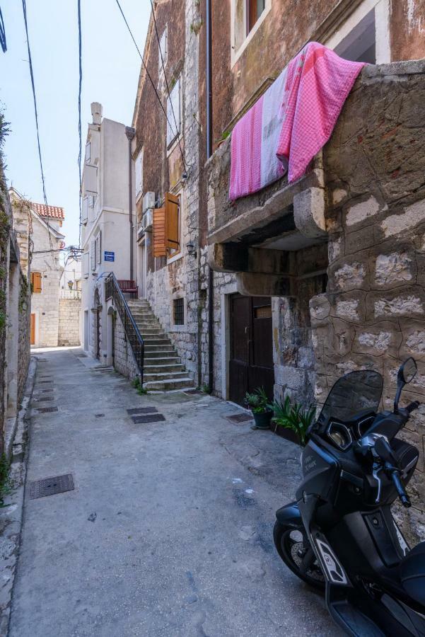 Apartments Dora -Free Parking Trogir Exterior photo